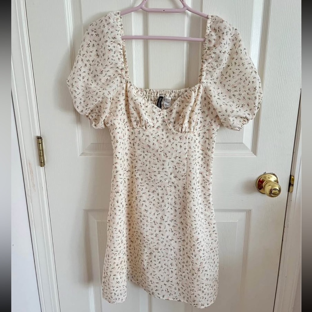H&M Divided Cream Floral Square Neck Mini Dress